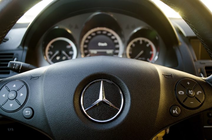 mercedes service offer